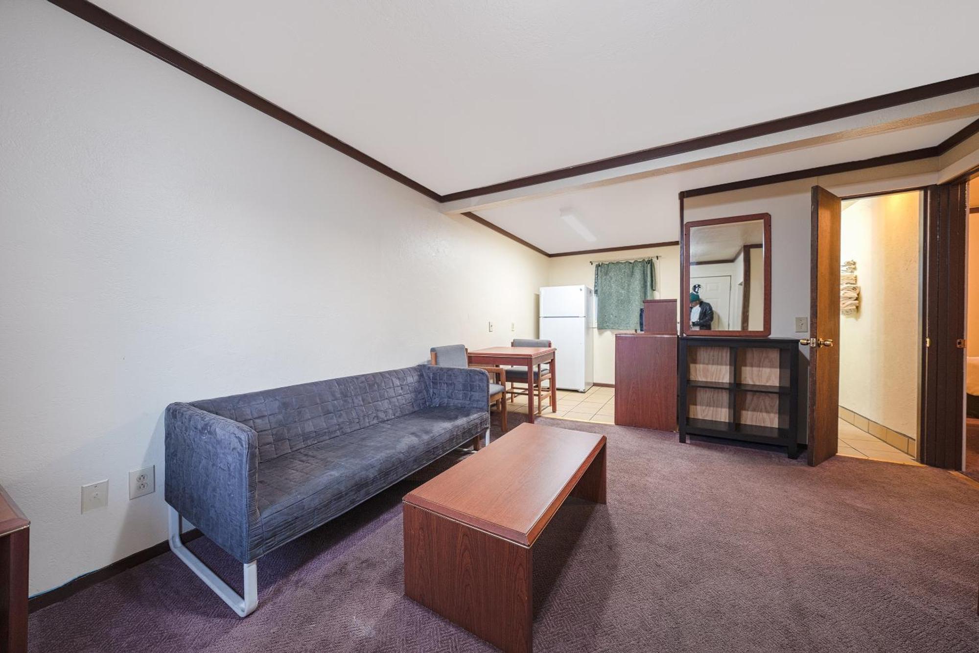Oyo Hotel Portland Or Near Airport Gresham Exteriör bild