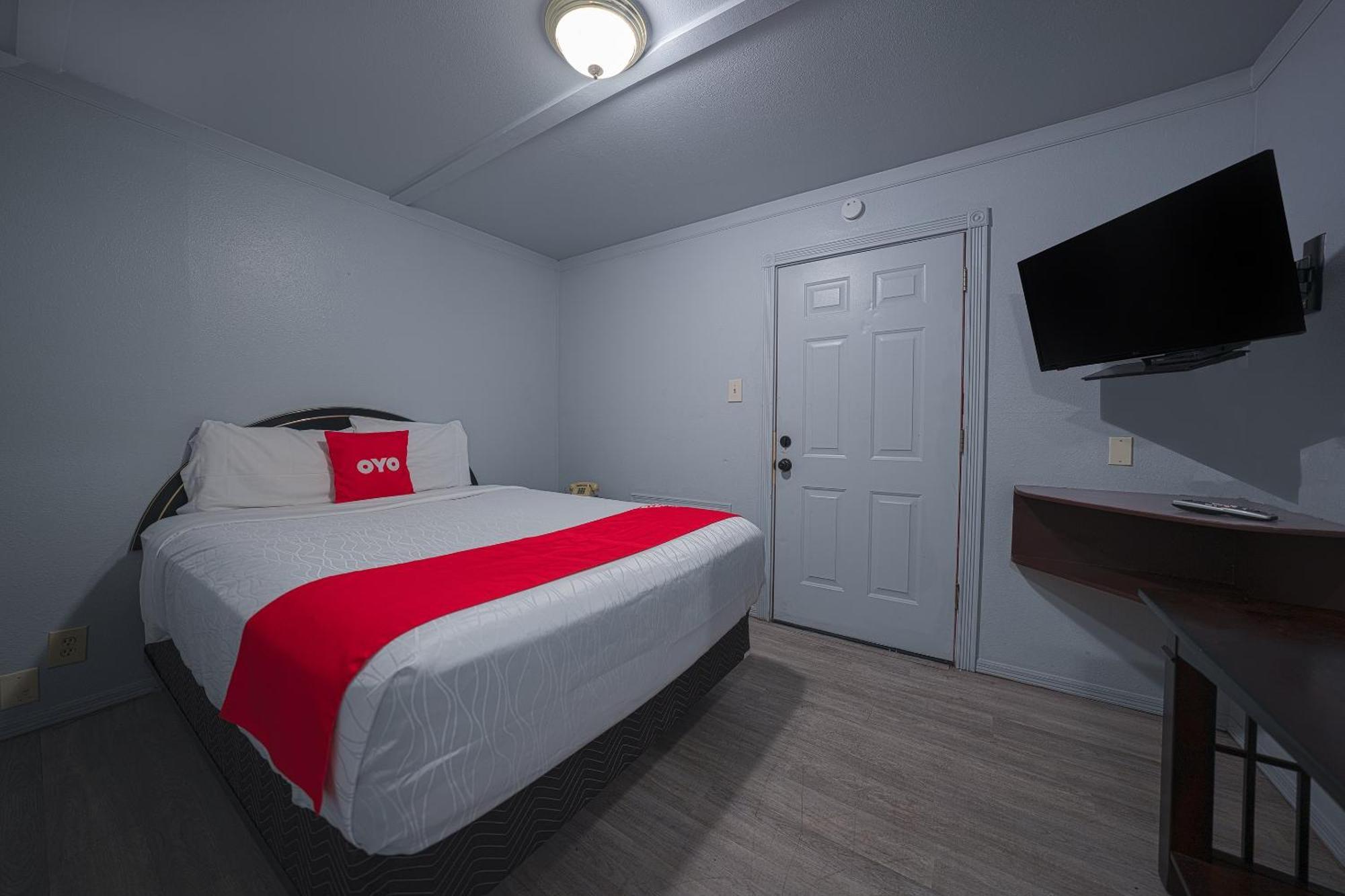 Oyo Hotel Portland Or Near Airport Gresham Exteriör bild