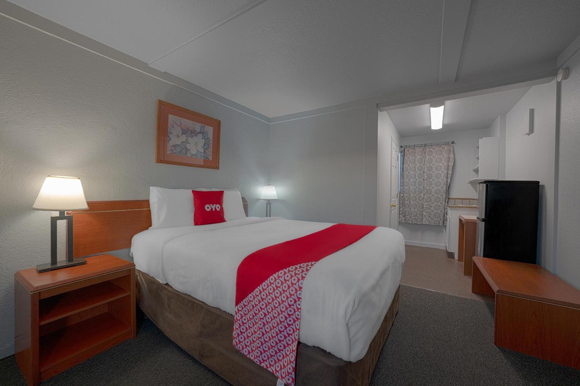 Oyo Hotel Portland Or Near Airport Gresham Exteriör bild
