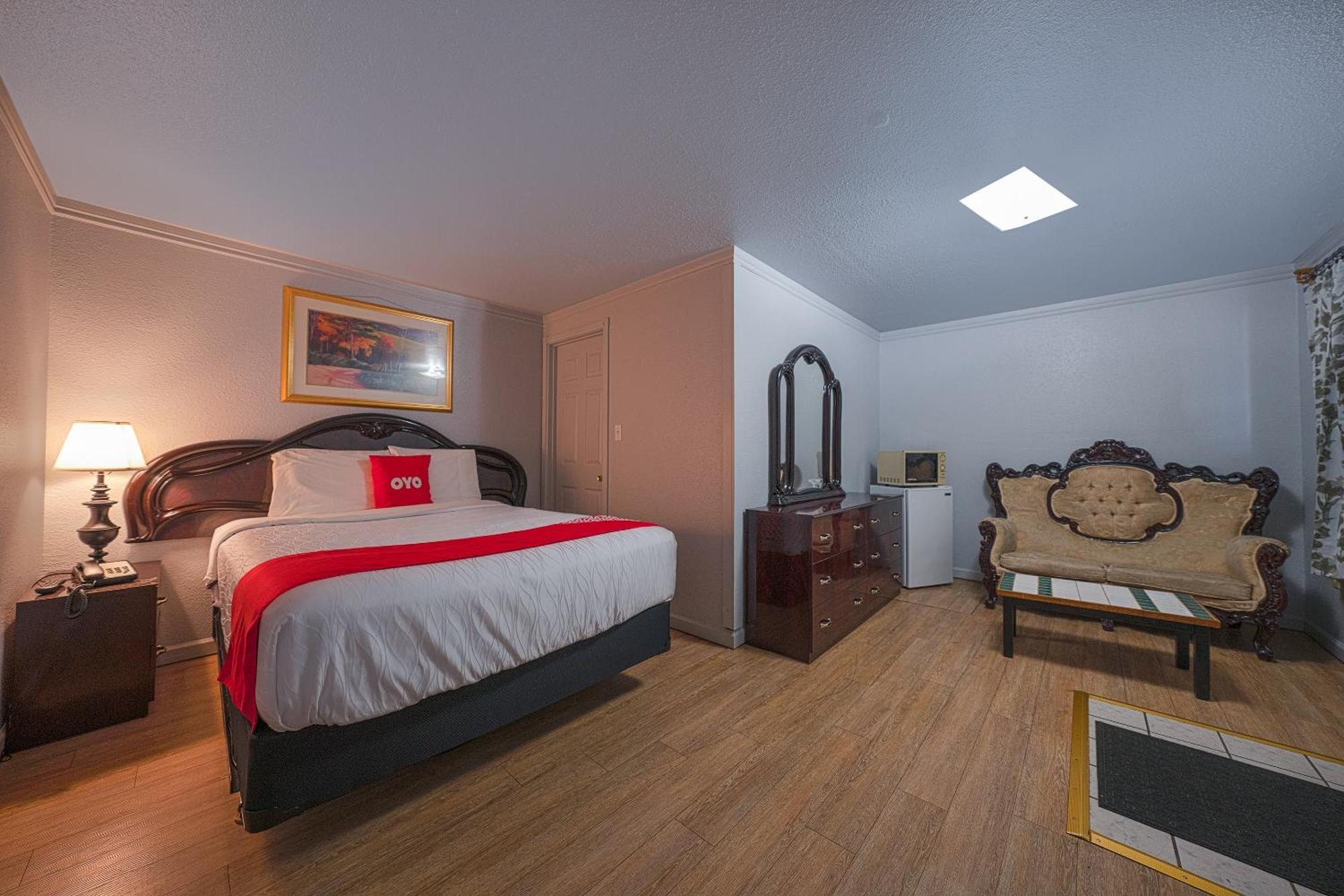 Oyo Hotel Portland Or Near Airport Gresham Exteriör bild