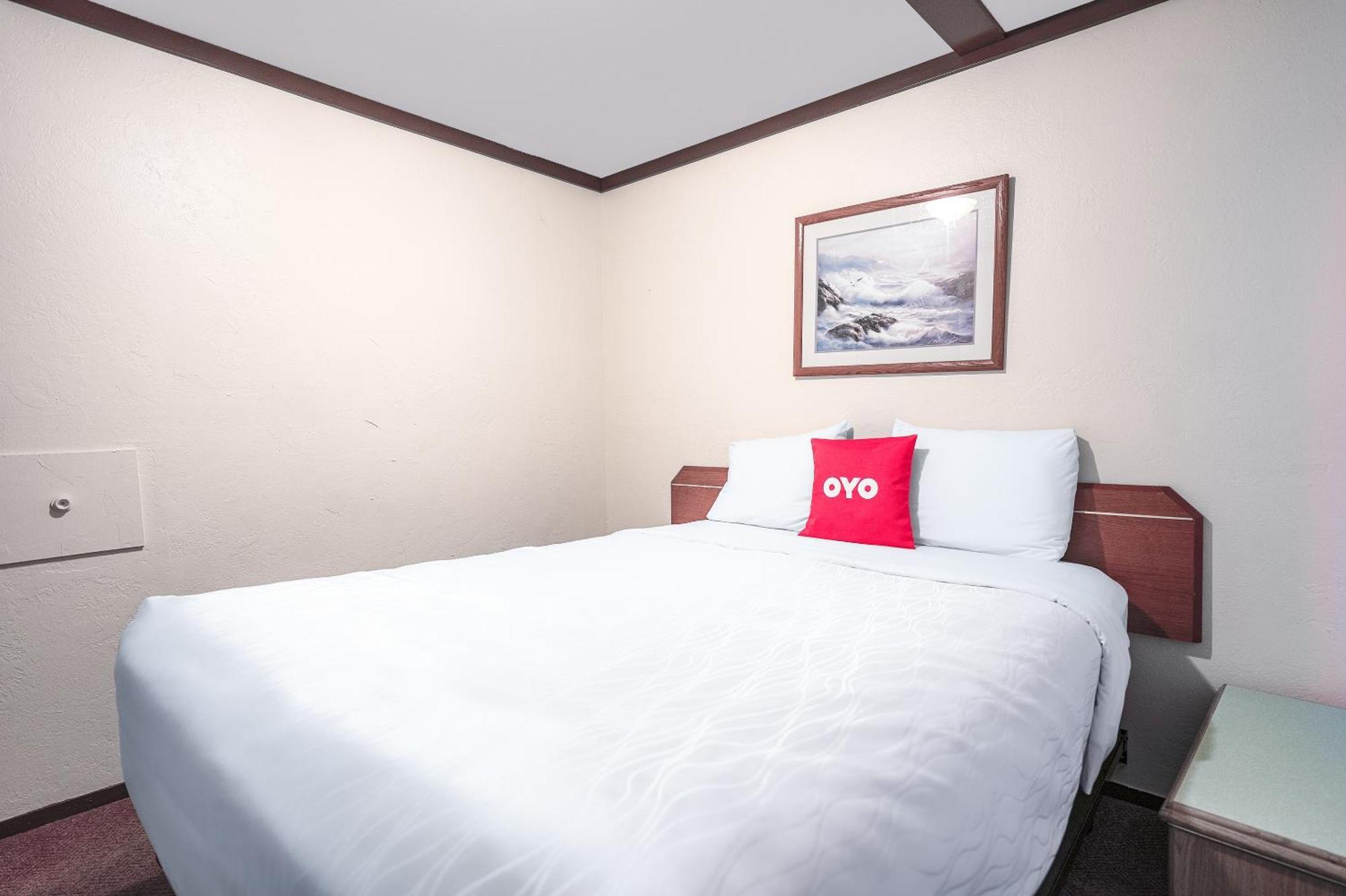 Oyo Hotel Portland Or Near Airport Gresham Exteriör bild