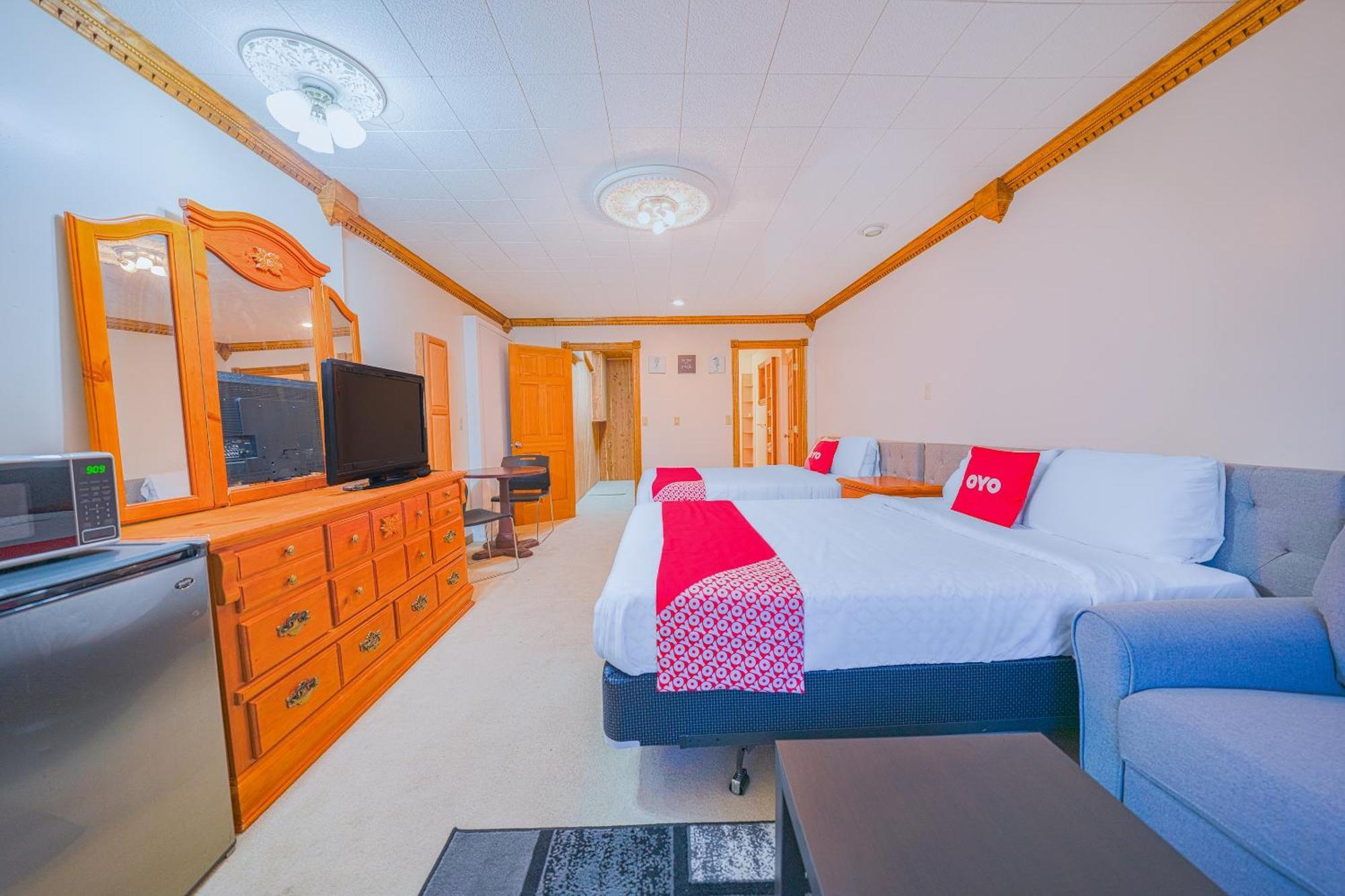 Oyo Hotel Portland Or Near Airport Gresham Exteriör bild